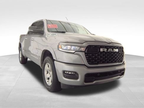 Used 2025 RAM 1500 Big Horn AWD/4WD image 5