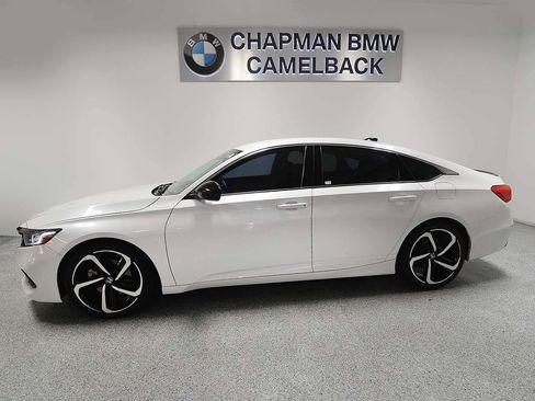 Used 2022 Honda Accord Sport Special Edition image 4