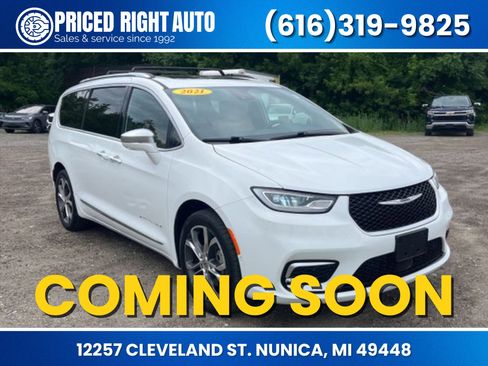 Used 2021 Chrysler Pacifica Pinnacle AWD/4WD image 1