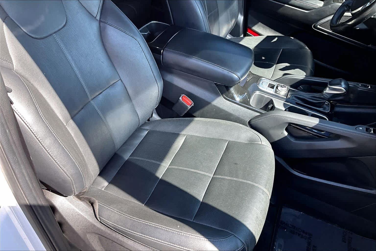 Used 2022 Kia Telluride EX w/ EX Premium Package AWD/4WD image 8