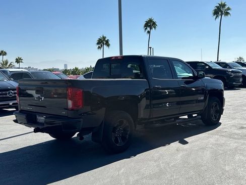 Used 2017 Chevrolet Silverado 1500 LTZ Z71 w/ LTZ Plus Package AWD/4WD image 5