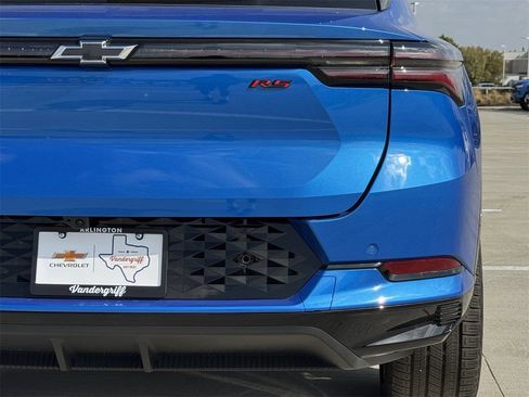 New 2026 Chevrolet Equinox EV RS image 6