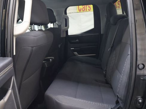 Used 2022 Toyota Tundra SR5 w/ SR5 Convenience Package image 15