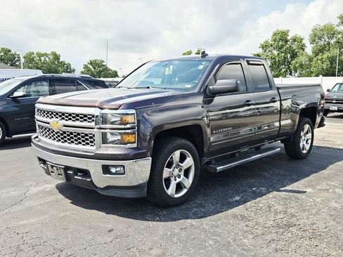 Used 2015 Chevrolet Silverado 1500 LT w/ LT Convenience Package AWD/4WD image 4