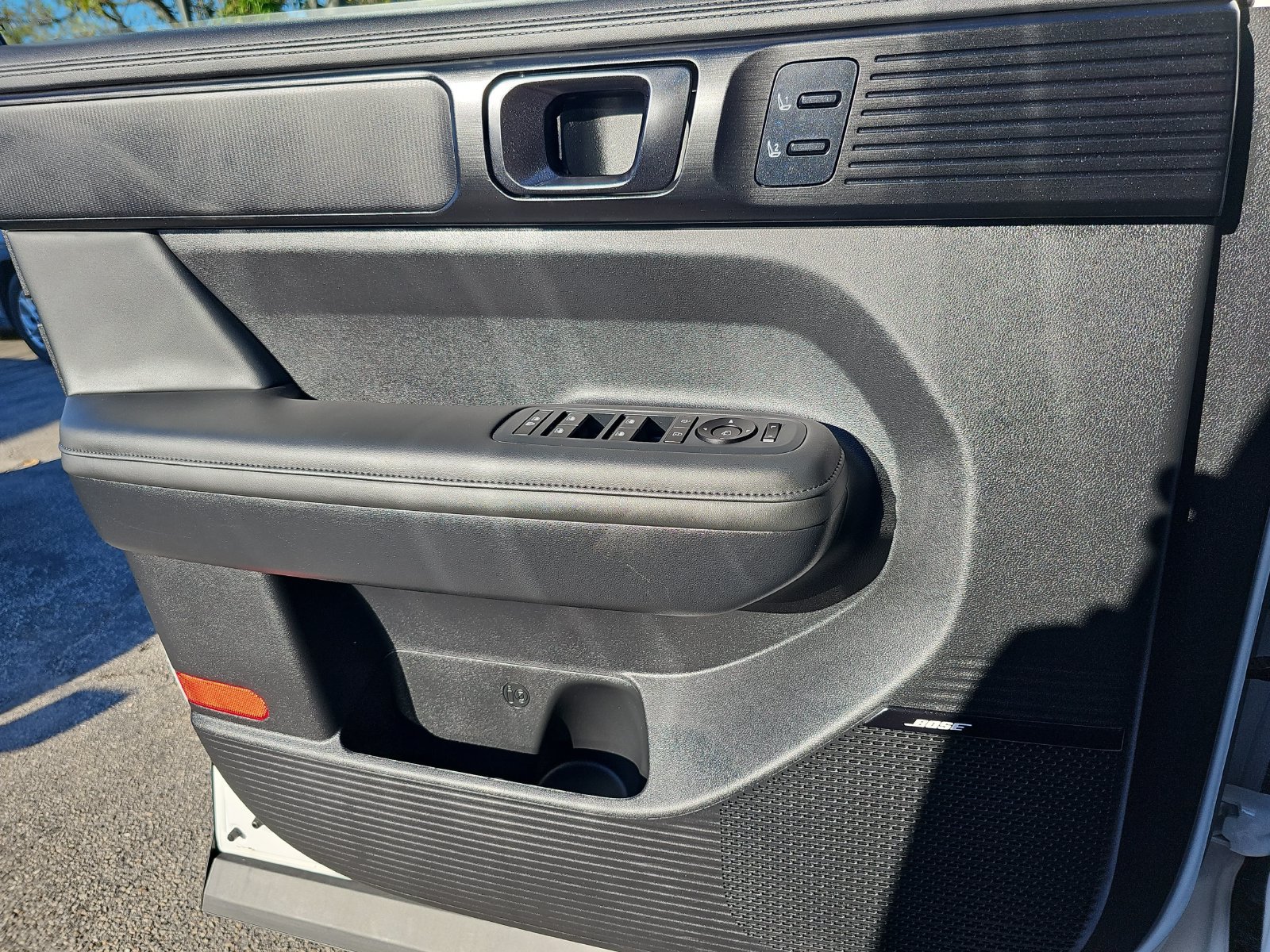 Certified 2025 Hyundai Santa Fe Calligraphy AWD/4WD image 31
