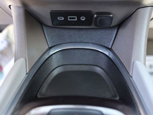 Used 2019 Chevrolet Malibu LT FWD image 27