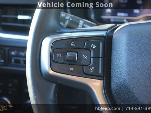 Used 2024 Chevrolet Suburban Premier image 15