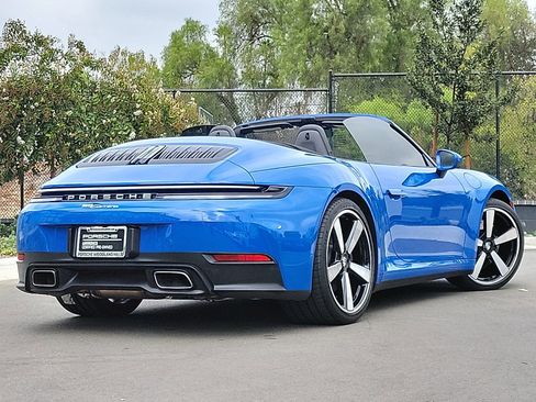 Certified 2025 Porsche 911 Carrera image 7