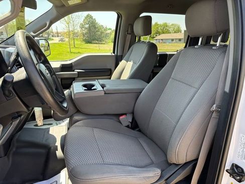 Used 2018 Ford F150 XLT AWD/4WD image 12