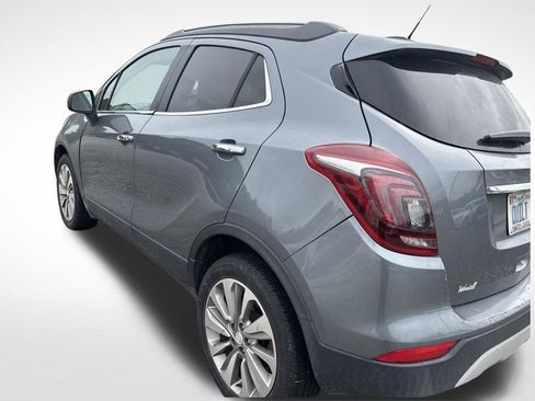 Used 2020 Buick Encore Preferred FWD image 4