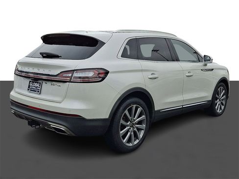 Used 2019 Lincoln Nautilus Select w/ Class II Trailer Tow Package image 7