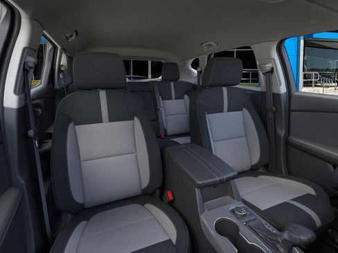 New 2026 Chevrolet Blazer LT w/ Convenience Package FWD image 40