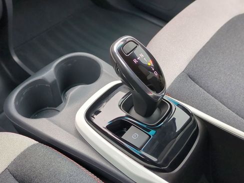 Used 2019 Chevrolet Bolt LT image 36