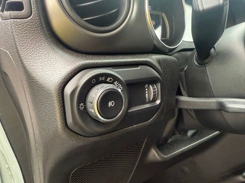 Used 2023 Jeep Wrangler Unlimited Sport AWD/4WD image 19