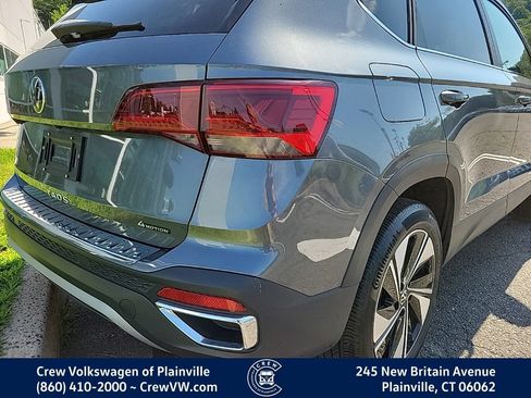 Certified 2024 Volkswagen Taos SE AWD/4WD image 31