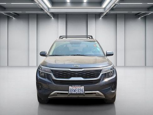 Used 2021 Kia Seltos EX AWD/4WD image 2