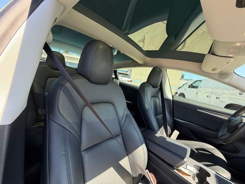 Used 2021 Tesla Model 3 Performance AWD/4WD image 27