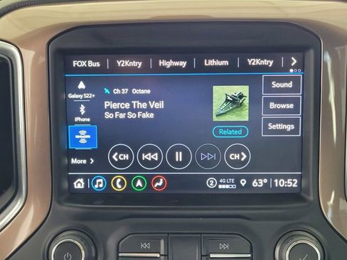 Used 2023 Chevrolet Silverado 2500 High Country w/ Z71 Off-Road Package image 20