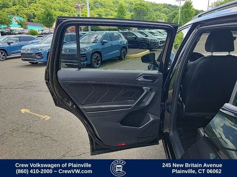 Certified 2024 Volkswagen Tiguan SE R-Line AWD/4WD image 46