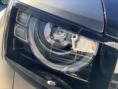 Used 2023 Land Rover Defender 110 Carpathian Edition image 28