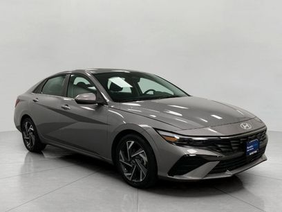 Certified 2025 Hyundai Elantra SEL