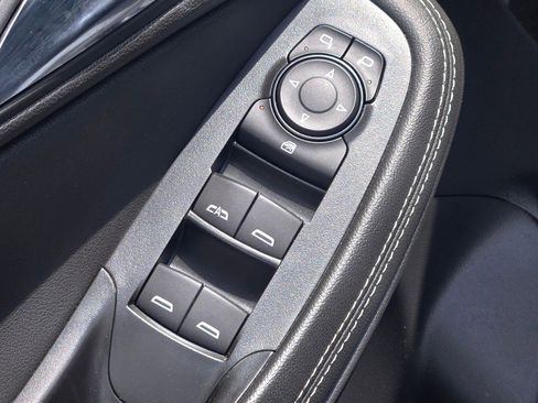 Certified 2025 Buick Encore GX Preferred FWD image 20