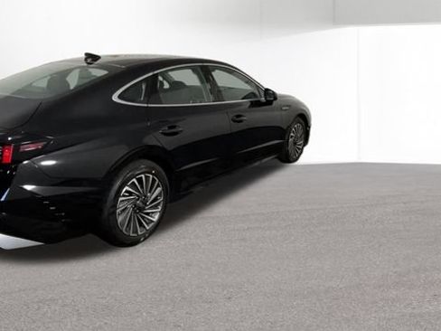 Used 2026 Hyundai Sonata SEL FWD image 9