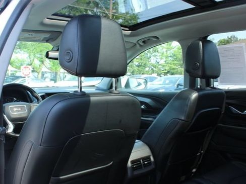 Used 2018 GMC Terrain SLT w/ Preferred Package FWD image 34