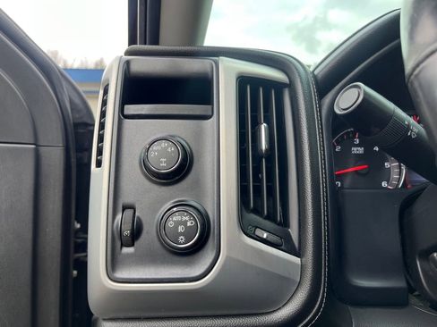 Used 2014 GMC Sierra 1500 SLE w/ Texas SLE Value Package image 19