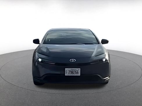 Used 2025 Toyota Prius LE image 14