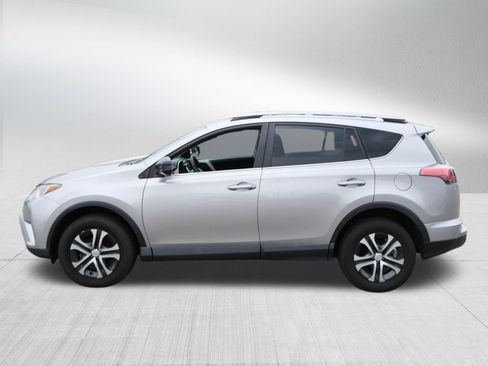Used 2017 Toyota RAV4 LE w/ All Weather Liner Package AWD/4WD image 4