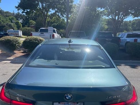 Used 2021 BMW 330i xDrive Sedan AWD/4WD image 4