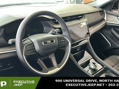 New 2026 Jeep Grand Cherokee Limited w/ Limited Altitude Package image 9