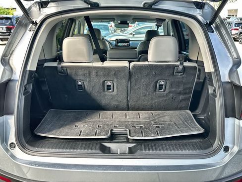 Used 2023 Honda Pilot EX-L image 17