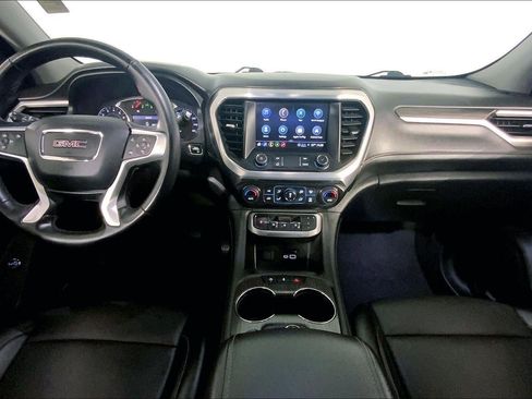 Used 2023 GMC Acadia SLT image 15