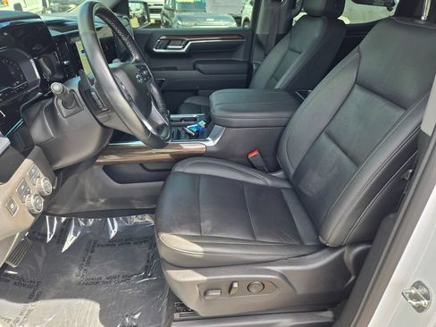 Used 2024 Chevrolet Silverado 1500 RST w/ All Star Edition Plus AWD/4WD image 10