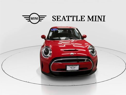 Used 2023 MINI Cooper SE image 3