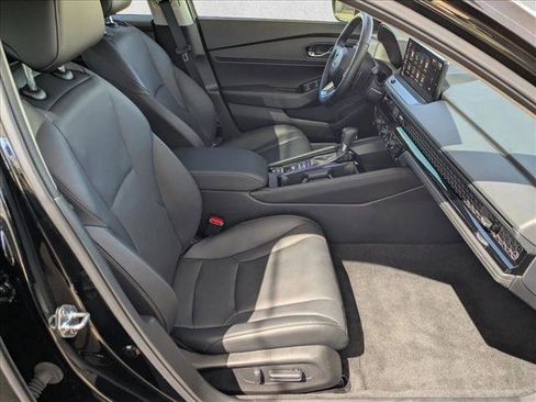 Certified 2025 Honda Accord Touring image 21