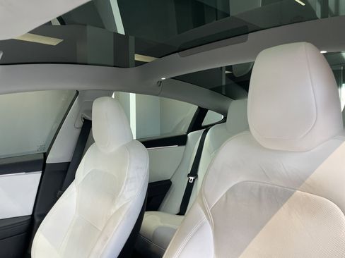 Used 2024 Tesla Model 3 Long Range RWD image 32