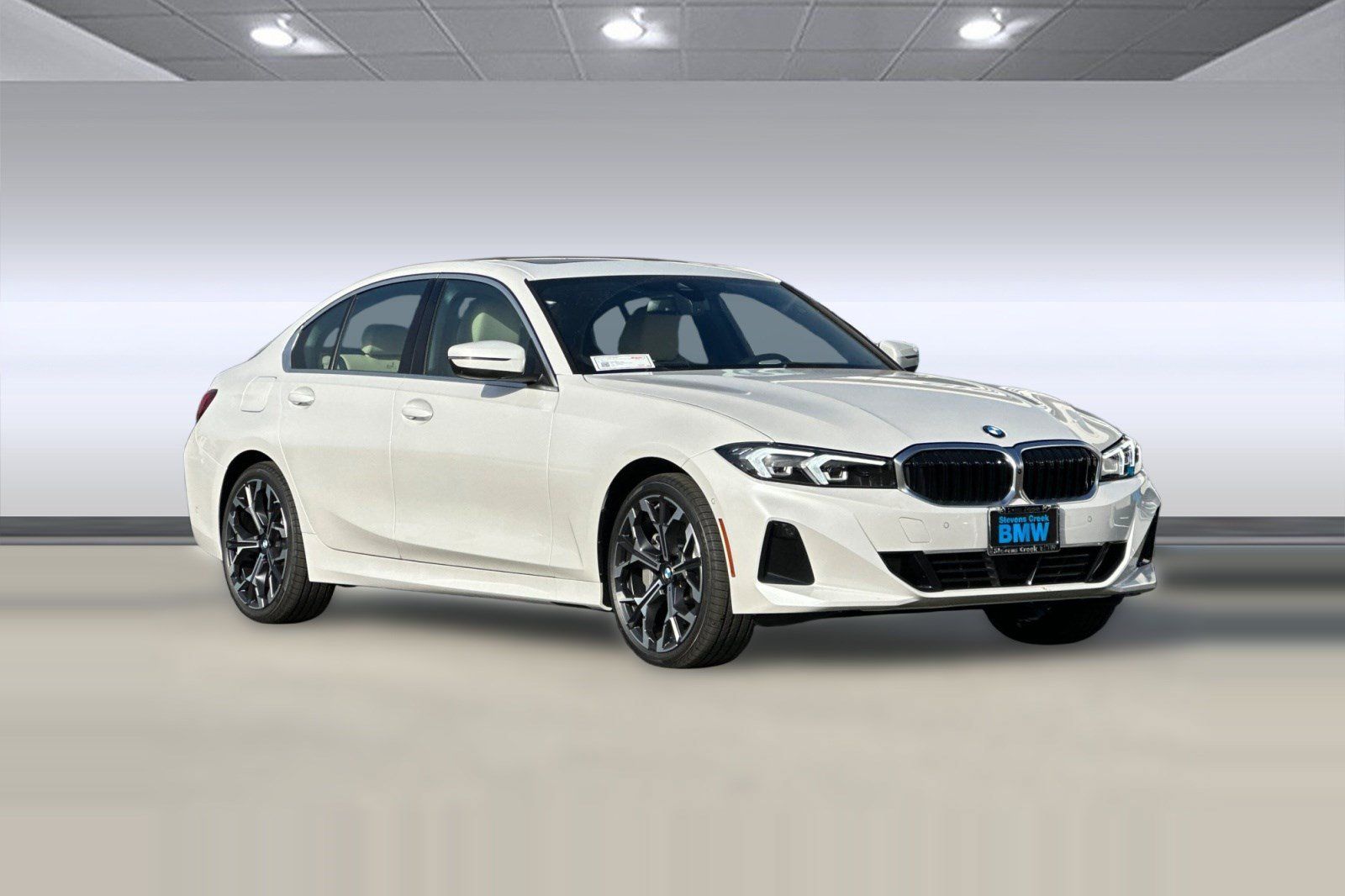 Used 2026 BMW 330i xDrive Sedan w/ Premium Package AWD/4WD image 7
