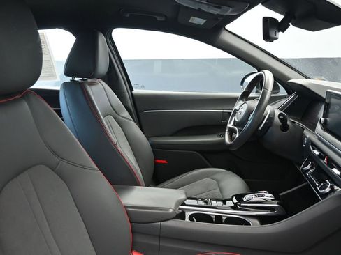 Used 2021 Hyundai Sonata SEL Plus w/ Cargo Package image 10