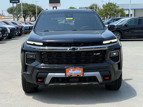 New 2026 Chevrolet Traverse Z71 w/ Enhanced Driving Package AWD/4WD image 9