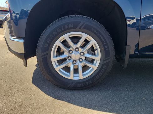 Used 2021 Chevrolet Silverado 1500 LT image 18