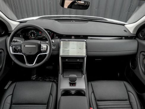 Used 2025 Land Rover Discovery Sport S image 19