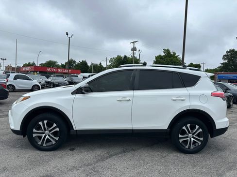 Used 2016 Toyota RAV4 LE w/ Preferred Accessory Package FWD image 35