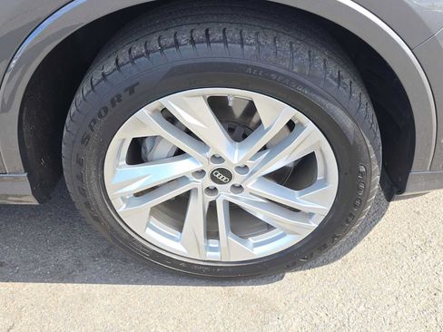 Used 2022 Audi Q7 3.0T Premium AWD/4WD image 8