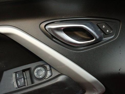 Used 2019 Chevrolet Camaro LS RWD image 11