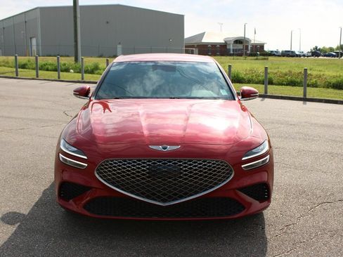 Used 2022 Genesis G70 2.0T RWD image 4