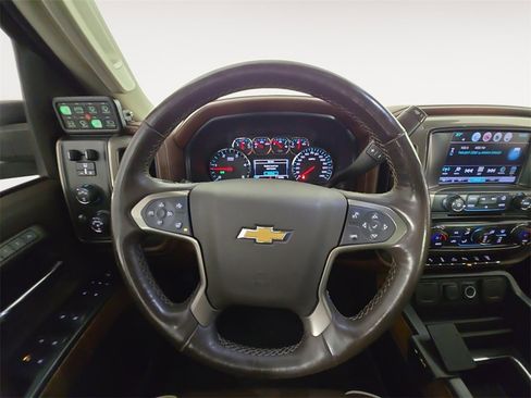 Used 2017 Chevrolet Silverado 3500 High Country w/ Duramax Plus Package image 12