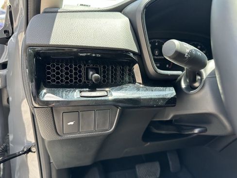 Used 2026 Honda CR-V EX-L image 33